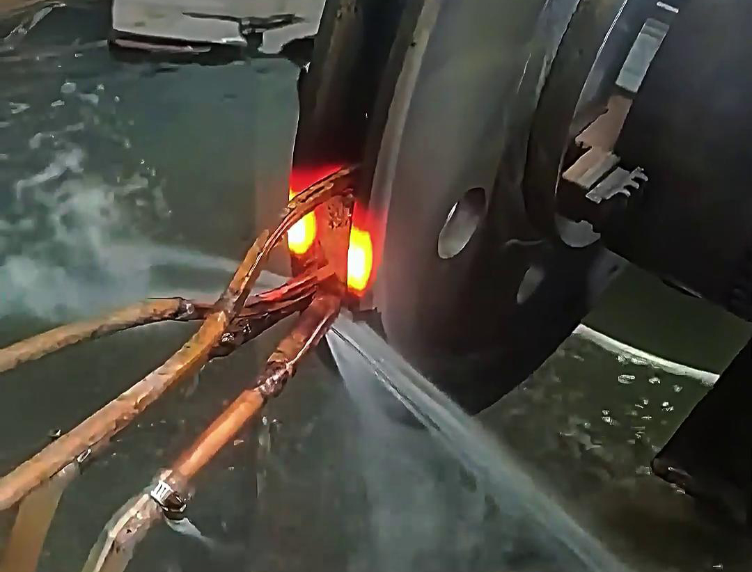 卷揚機卷筒繩槽、提升絞車?yán)K輪槽等部件高頻淬火處理