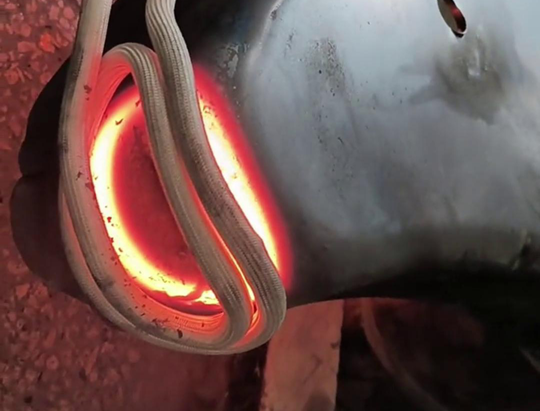 高頻退火設(shè)備助力汽車不銹鋼配件性能提升