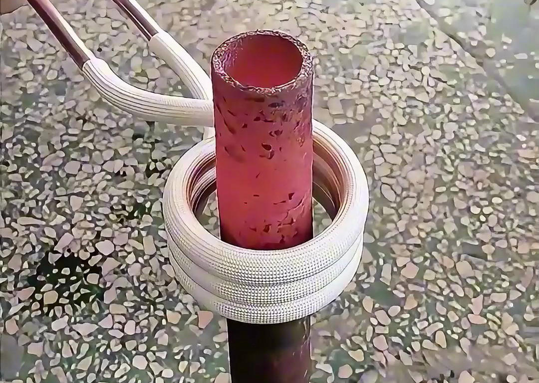 手持感應加熱設備能加熱鋼管！小直徑、短時間場景超適配，掌握 4 點輕松操作