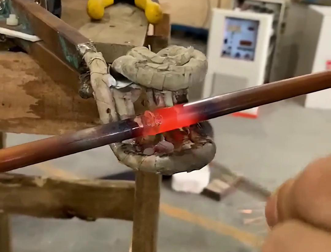 手持式高頻焊機,橫豎焊接銅管,方便操作