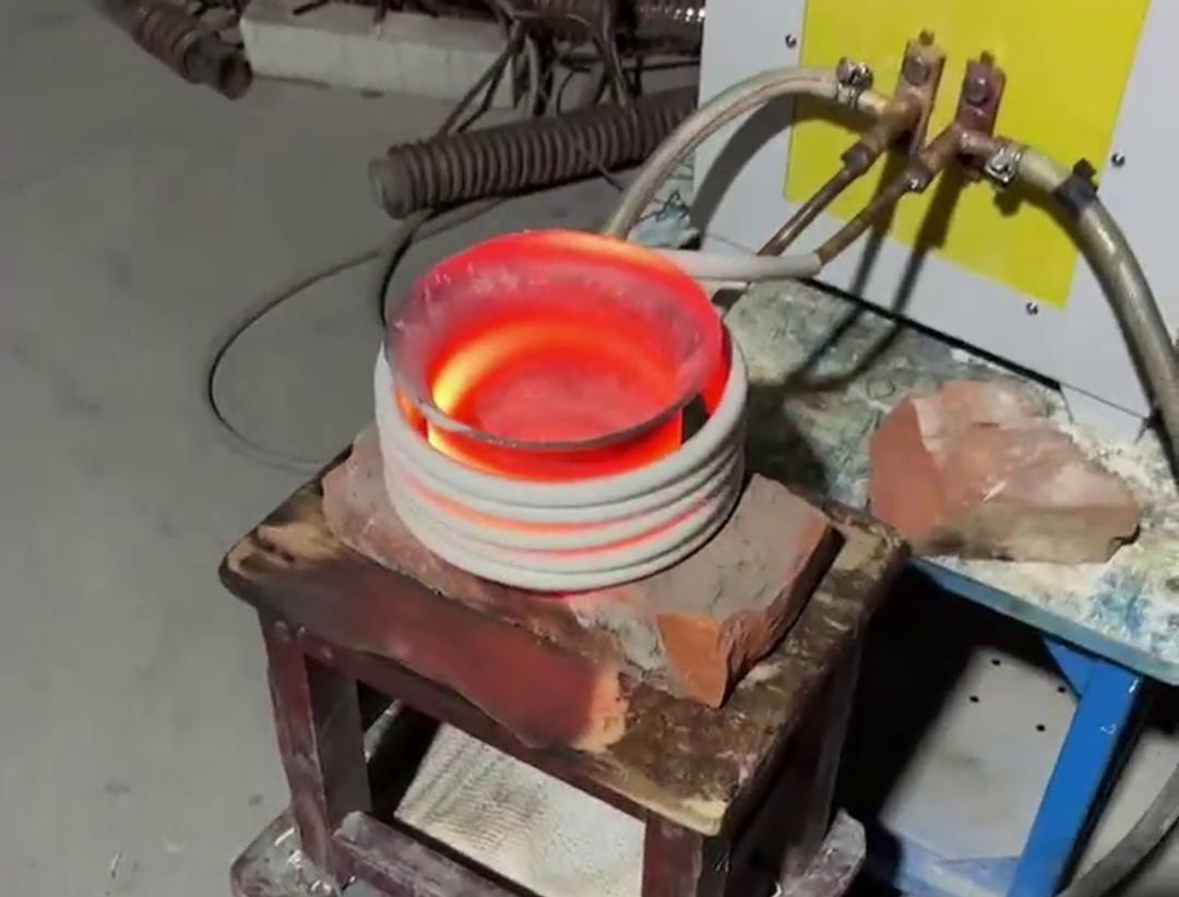 高頻加熱機通常不是用來燒水的傳統設備，但不是說不可以