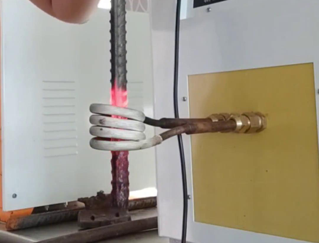 高頻感應加熱機確實主要對金屬進行加熱,而對人體無法產生加熱效果