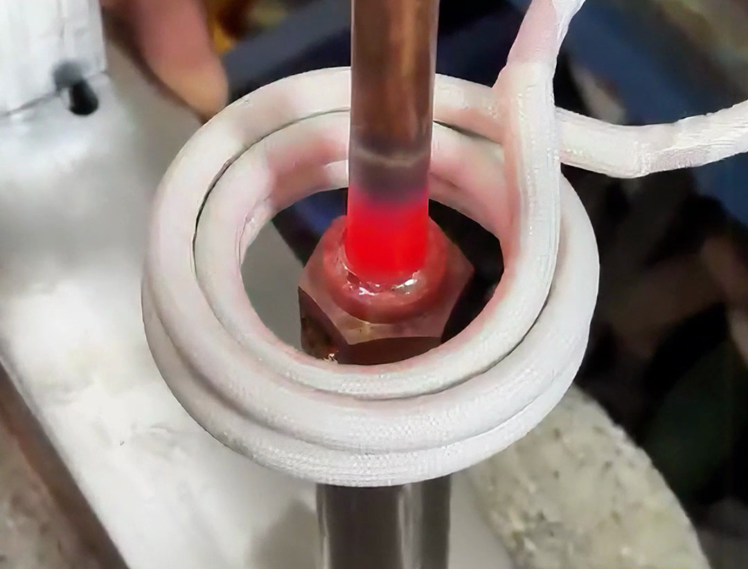 3分鐘看懂銅件高頻焊接,高頻焊機速度與安全并存