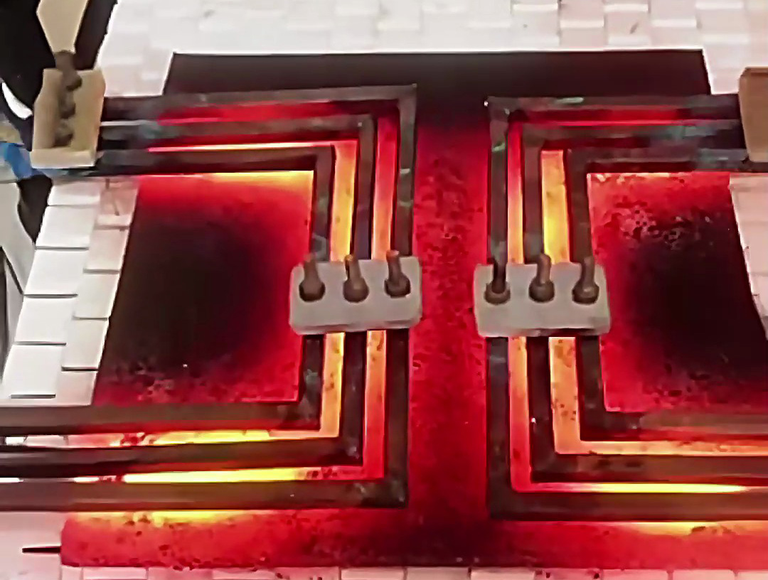 兩臺(tái)高頻加熱機(jī)+PLC控制系統(tǒng)調(diào)度下,平面加熱效率提升看得見