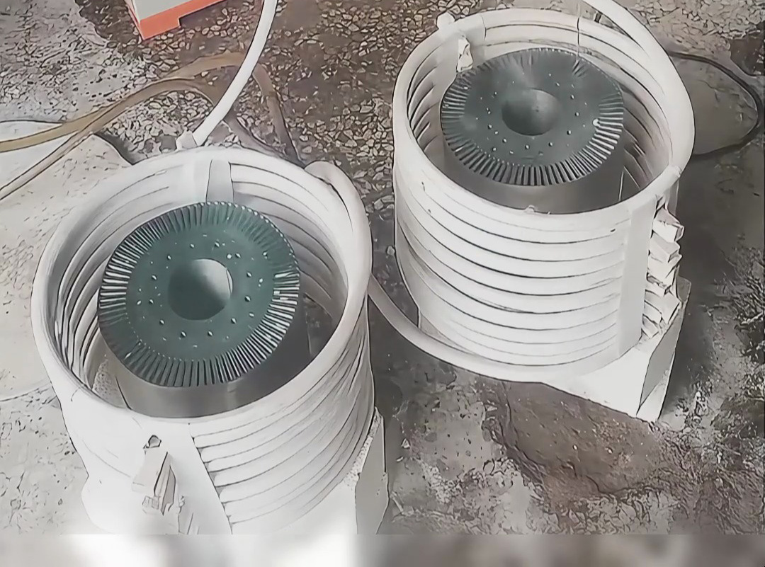 電動機轉子鐵芯加熱全過程揭秘!中高頻感應加熱設備溫控加熱